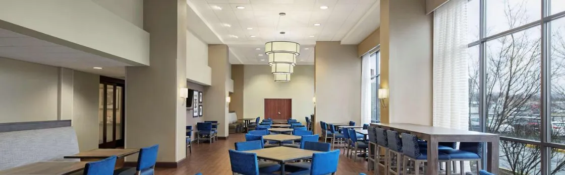 Hampton Inn & Suites Alexandria Old Town Area South