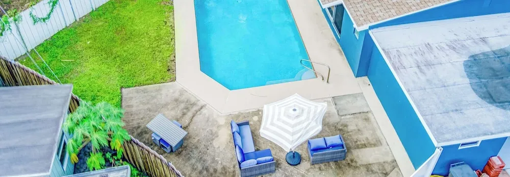 Sunshine Villa w/ Private Pool