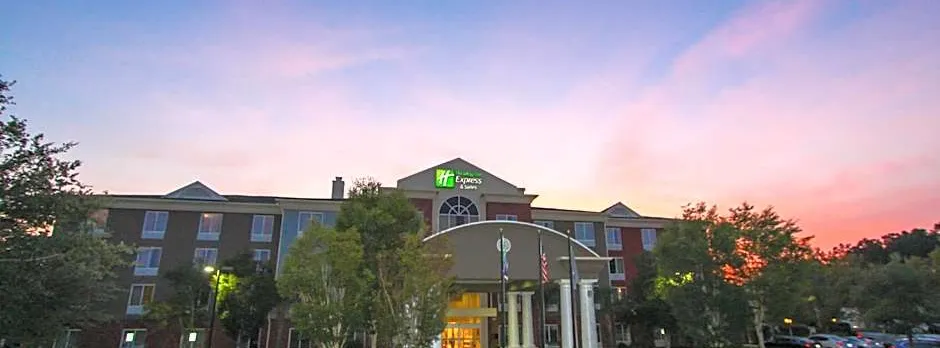 Holiday Inn Express Hotel & Suites Charleston - North By IHG