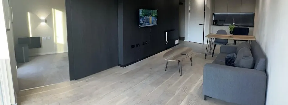 2br-2ensuite-balcony-cityview-parking-central