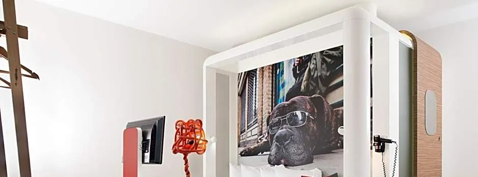 The Corner London City