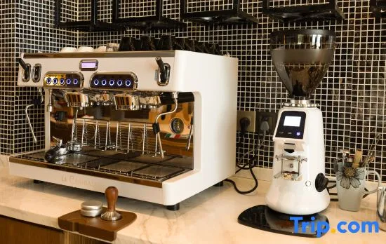 James Joyce Coffetel (Chengdu Shuangliu Airport Airport)