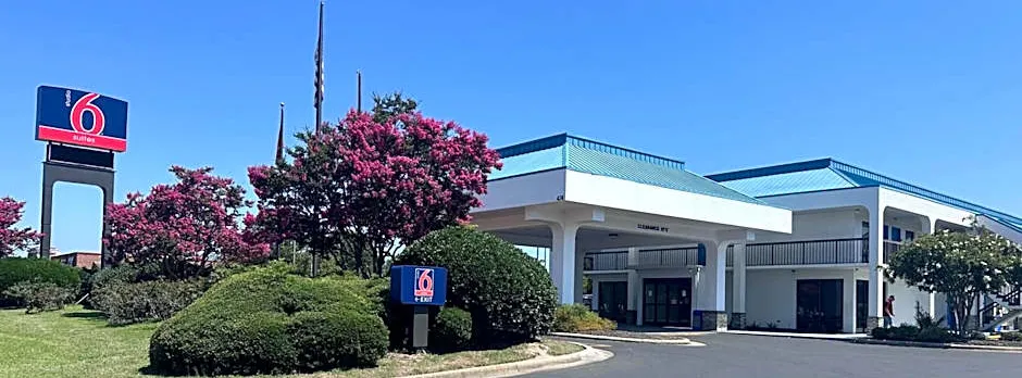Studio 6 Suites Jacksonville, NC – Camp LeJeune