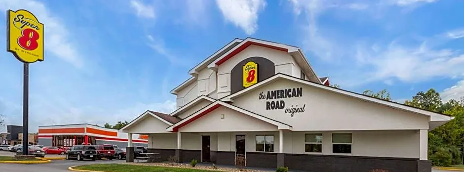 Super 8 by Wyndham Summersville/New River National Park