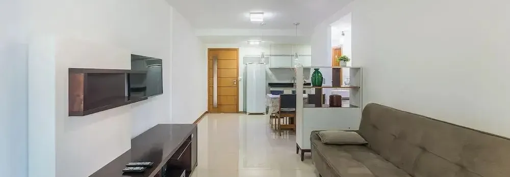 Your Exclusive Stay in a Building With a Pool Just Steps From the sea - WJA