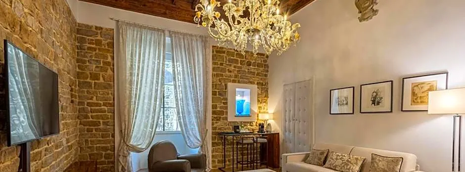 Donati Luxury Tower Suites