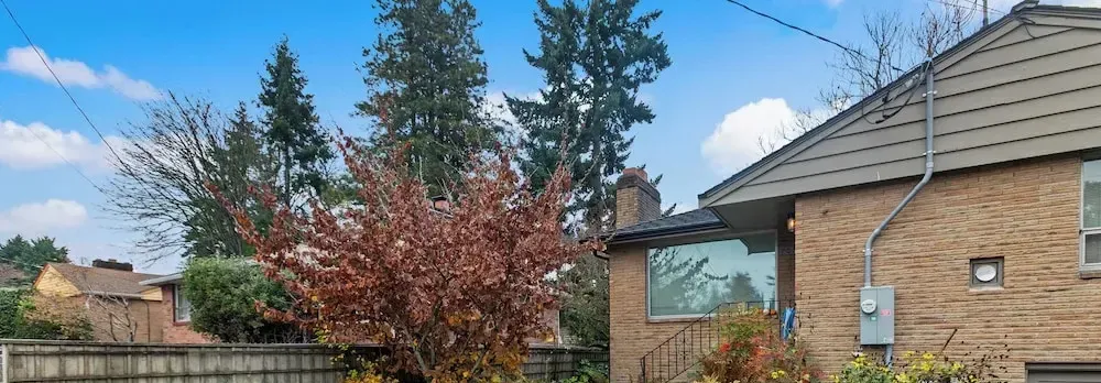 Bright 1BR Near UW & Local Parks