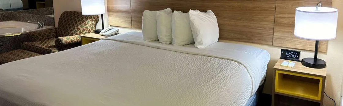 Days Inn & Suites by Wyndham Eunice