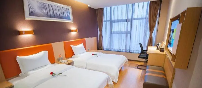 7 Days Premium (Chongqing Nanping Exhibition Center Gongmao Metro Station)
