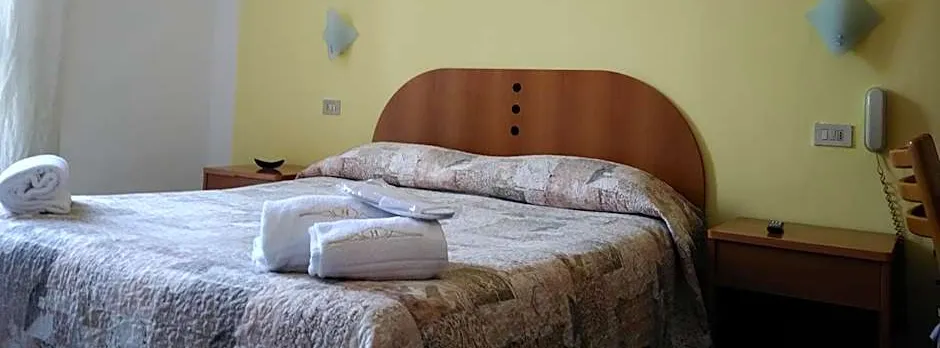 Hotel Tirreno