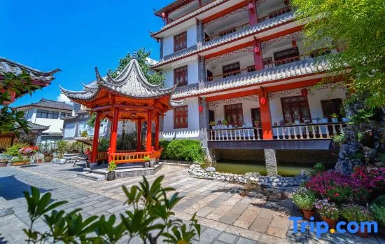 Lijiang Manor