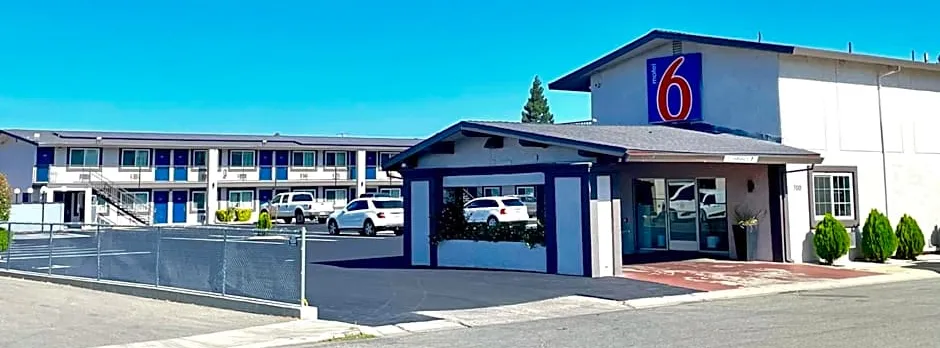 Motel 6 Yuba City, CA