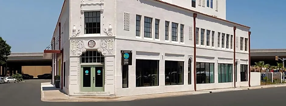 Tru by Hilton San Antonio Downtown Riverwalk