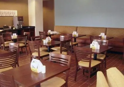 Mainstay Suites Meridian - Bonita Lakes
