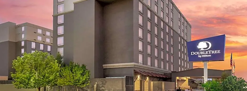 DoubleTree by Hilton Denver Cherry Creek