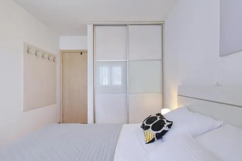 Apartment BLUEBELL Zadar with private parking