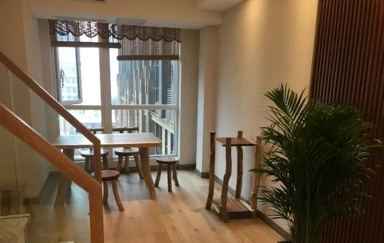 Chongqing LogsHotel