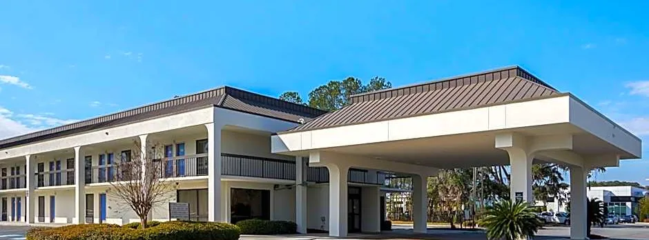 Motel 6-Savannah, GA - Midtown
