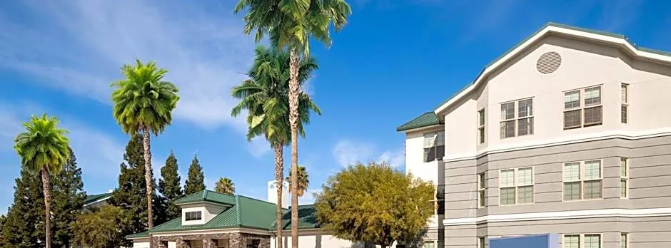 Homewood Suites by Hilton Sacramento Airport-Natomas