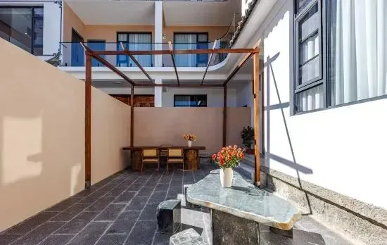 Nancy Creek Seaside Villa