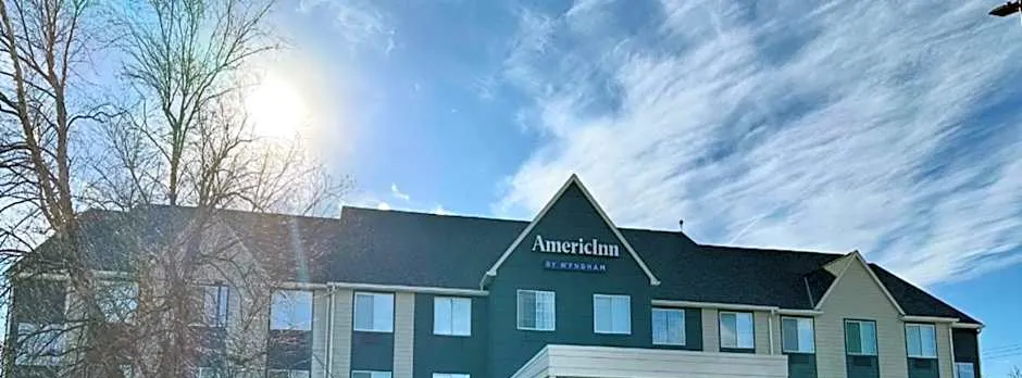 AmericInn by Wyndham Galesburg