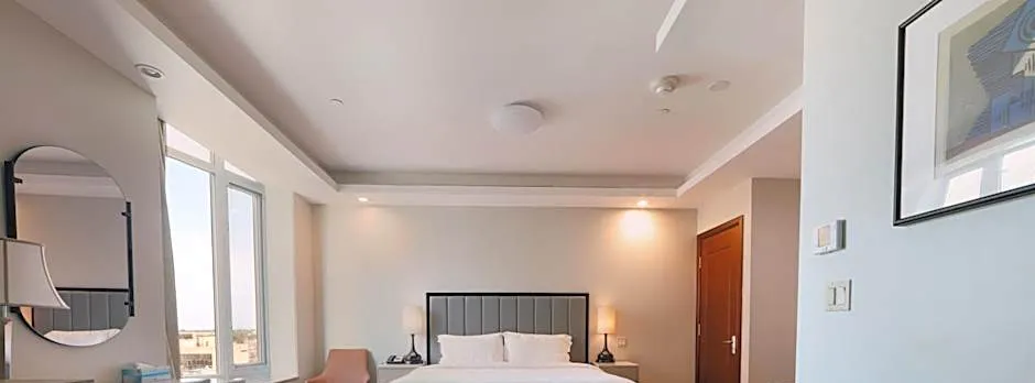 Asiatic Hotel by LaGuardia Airport