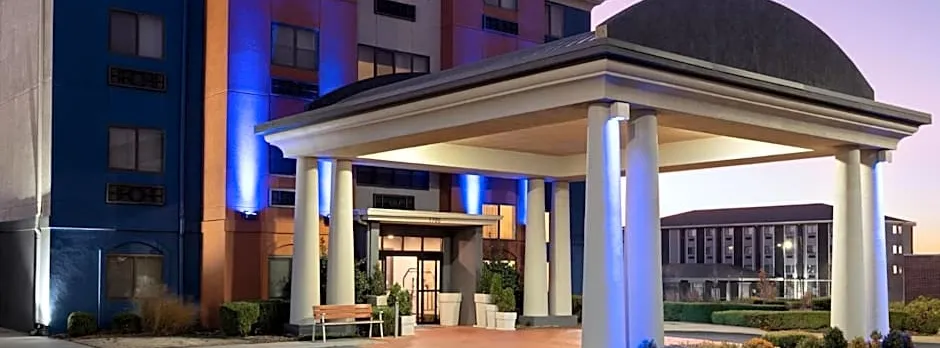 Holiday Inn Express Hotel & Suites Midwest City By IHG