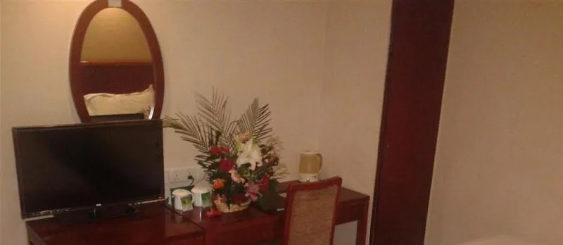 Greentree Inn Wuhan Wuchang Railway Station Hotel