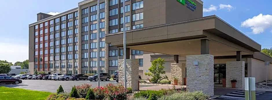 Holiday Inn Express & Suites Ft. Washington - Philadelphia By IHG