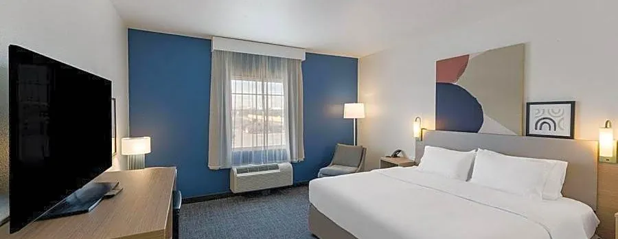 Spark by Hilton Tuscumbia Muscle Shoals
