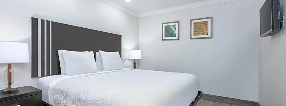 Ramada by Wyndham Diamondhead I-10/Gulfport