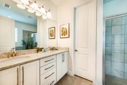 Chic Home With Mini Soccer Field, Golf Near Disney With Waterpark & Resort Access At Encore Resort - 7715Ff