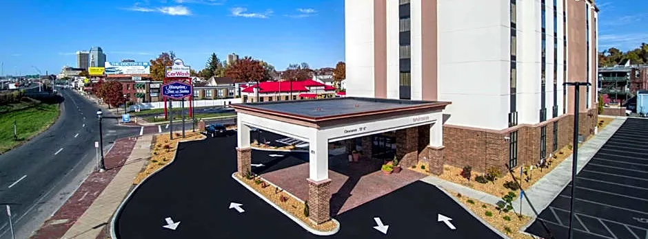 Hampton Inn & Suites Springfield Downtown