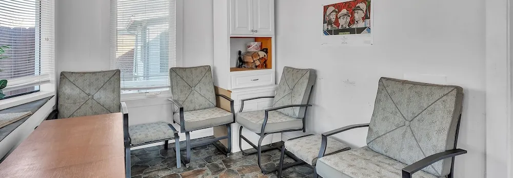 The Cozy Nest Near Wilder Park 4 Bedroom Home