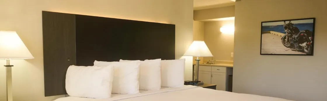 Americana Modern Hotel