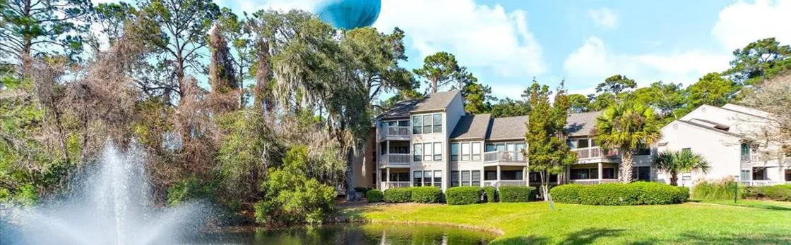 Lighthouse Tennis 2383 by Hilton Head Retreats
