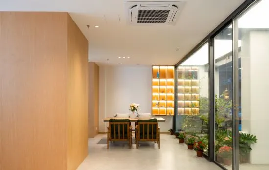 Spring Mansion (University City Store)