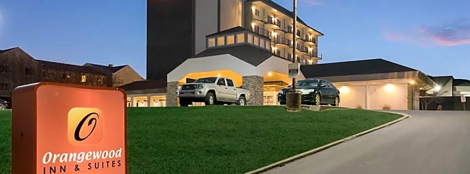 Orangewood Inn & Suites Kansas City Airport