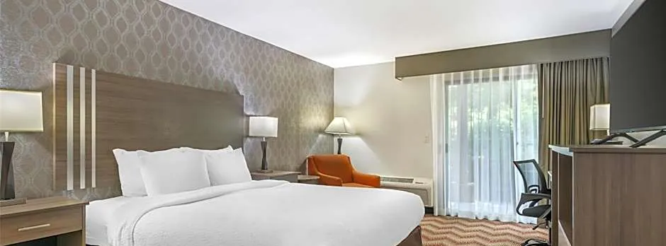 Best Western Plus Sonora Oaks Hotel & Conference Center