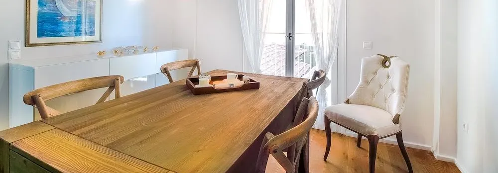 Hidden Gem 2 Bedroom Near City Center