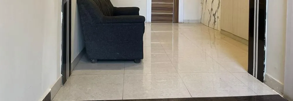 Avenue Suites