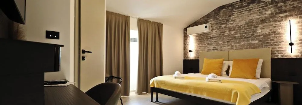 B&B Arena Prestige Rooms