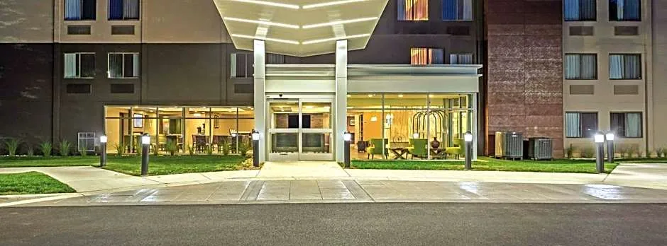 La Quinta Inn & Suites by Wyndham Columbia / Fort Meade