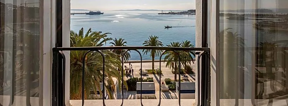 Olivia Luxury Rooms
