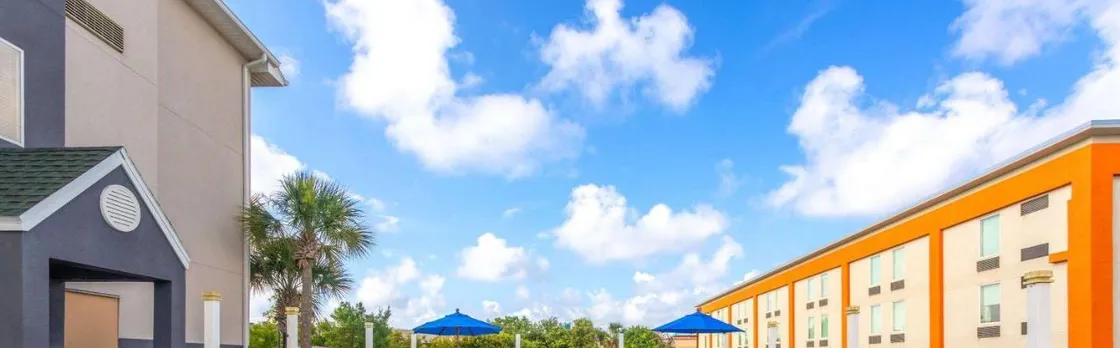 Microtel Inn & Suites by Wyndham Panama City
