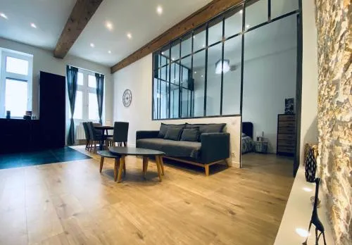 Hyper centre : Appartement Déco Atelier ou Studio Mezzanine
