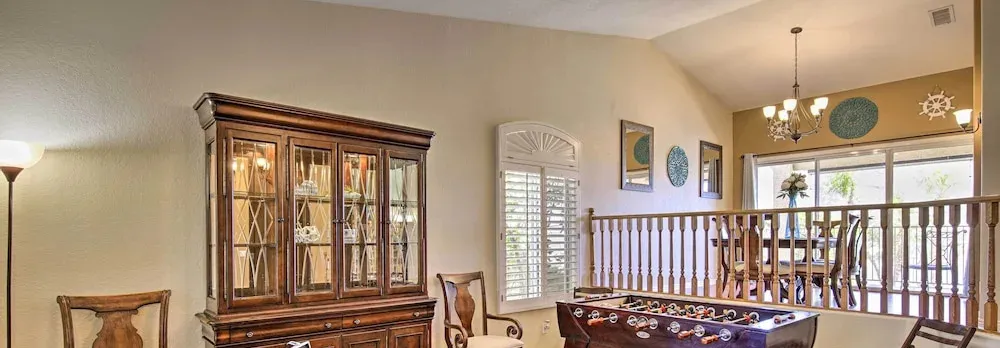 Boat Dock, Game Room! Lakefront Glendale Getaway