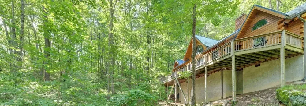 Scenic Blue Ridge Cabin Rental w/ Resort Amenities