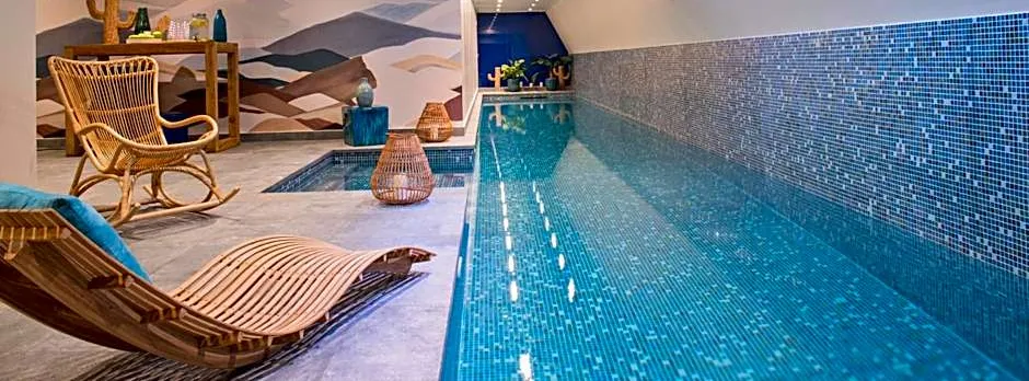 Hotel Parister Piscine & Spa
