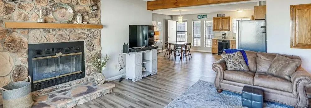 Balcony w/ Lake Views: Waterfront Ozarks Condo!